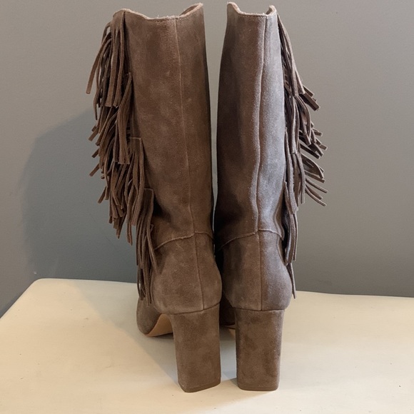 Vince camuto side fringed never worn boots 5 1/2 - Picture 3 of 10